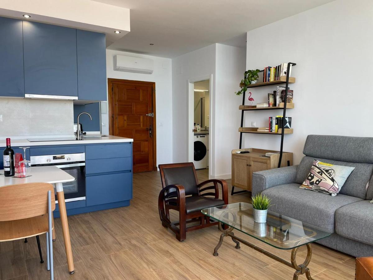 La Roca Sea View Apartment 토레몰리노스 외부 사진